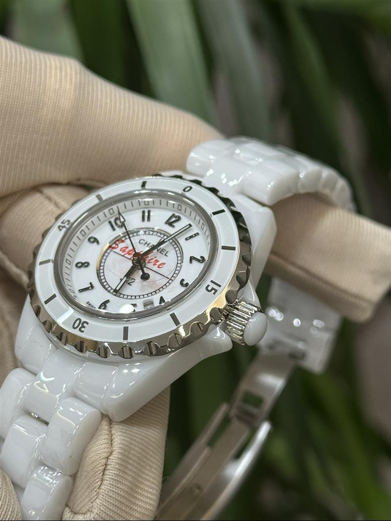 202457162252301 1000